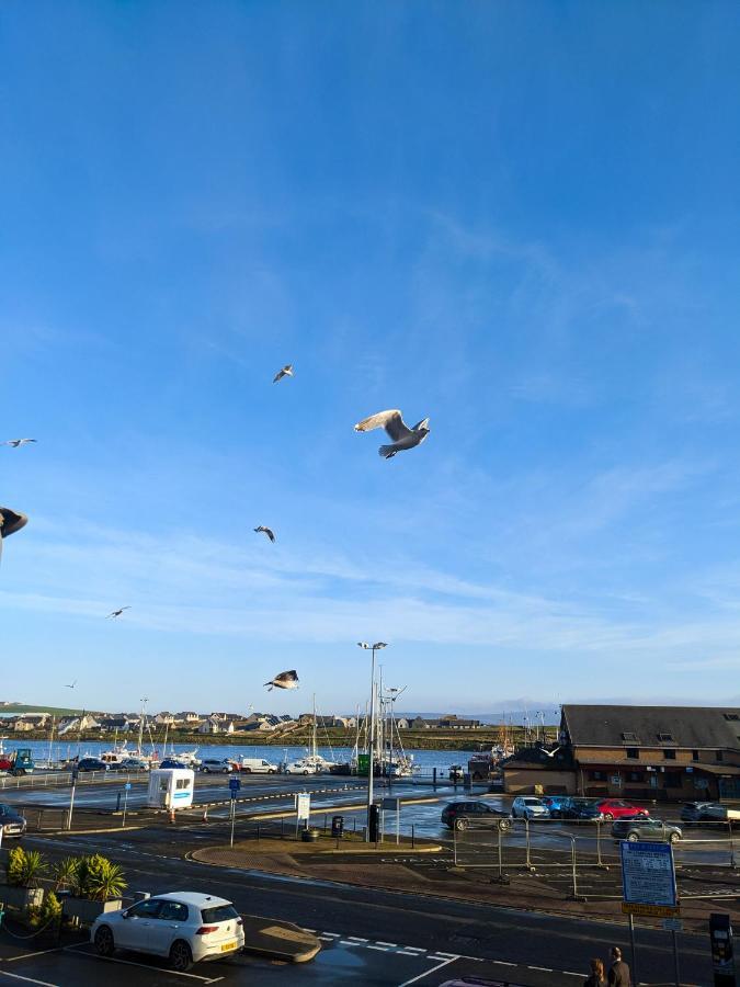 Ferry Inn Stromness Kültér fotó